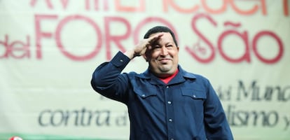  Ch&aacute;vez en el acto de clausura del Foro de Sao Paulo en Caracas.