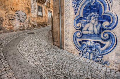 Una de las calles de la localidad portuguesa de Covilhã, parada final de  la Ruta de la Lana (Traslana).