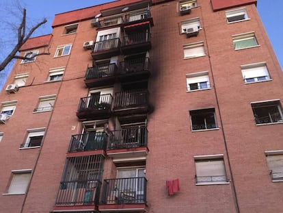 Estado en que ha quedado el edificio tras el incendio.