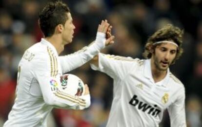 Granero celebra junto a Cristiano un gol del portugués en el Bernabéu.