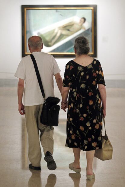 Antonio López and his wife María Moreno at the Thyssen.