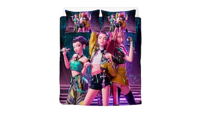 Regalos de las Guerreras K-pop sobre fondo blanco.
