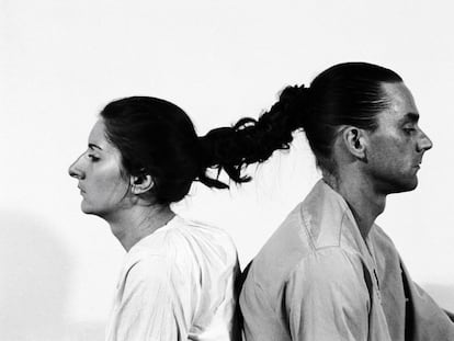 Marina Abramovic y Ulay, en la 'performance' 'Relation in Time' (1977).