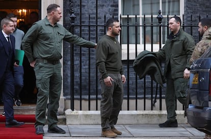 El presidente ucranio, Volodímir Zelenski, tras la reunión con el primer ministro británico, en Londres este miércoles.