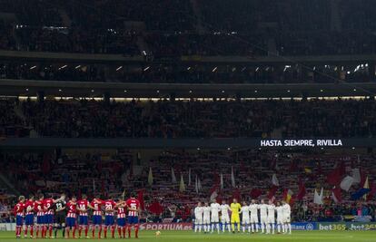 Los jugadores del Atlético de Madrid y Real Madrid, minutos antes del partido.