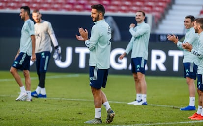 Mikel Merino, en el entrenamiento de la selección española. rfef.es