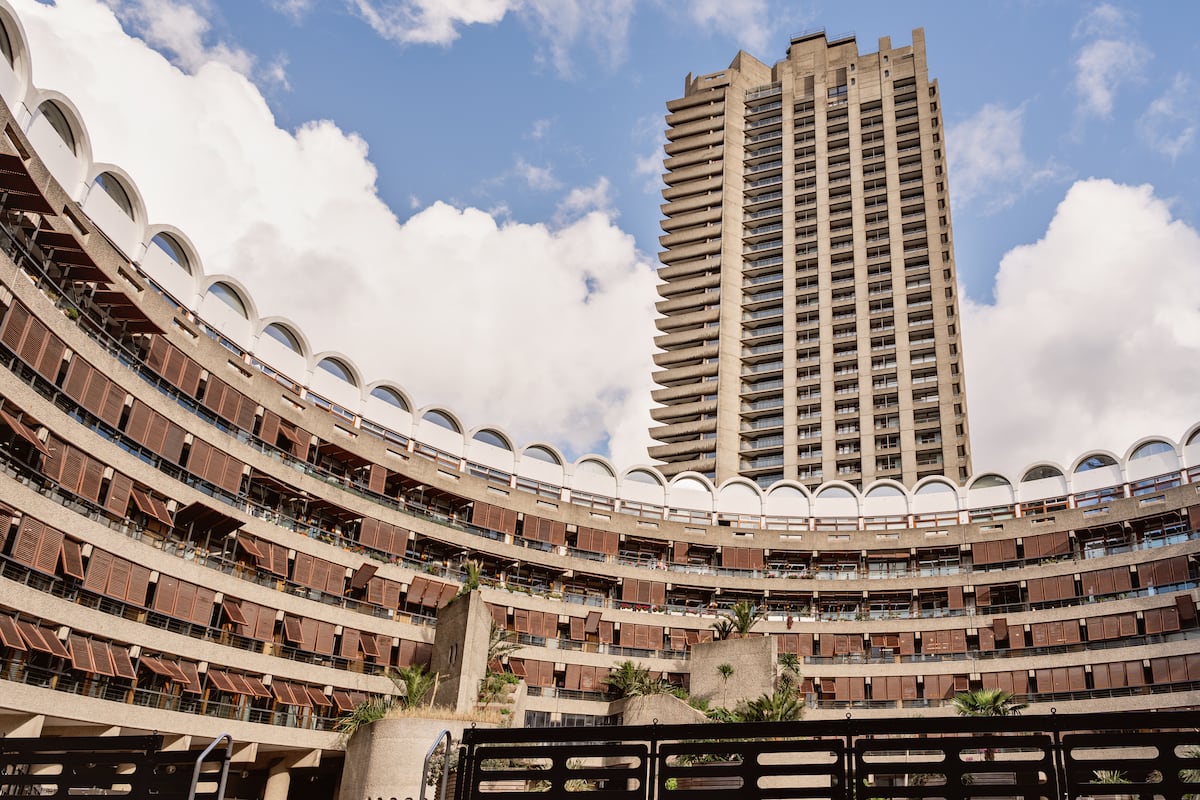 El epicentro del brutalismo en Londres se llama Barbican Center y está en el corazón de la City
