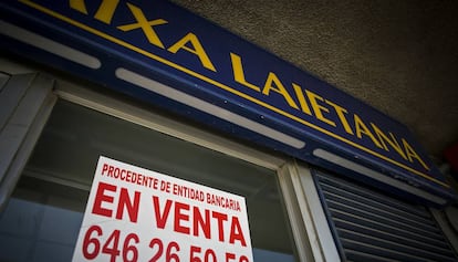 Oficina de l'extinta Caixa Laietana a Mataró.
