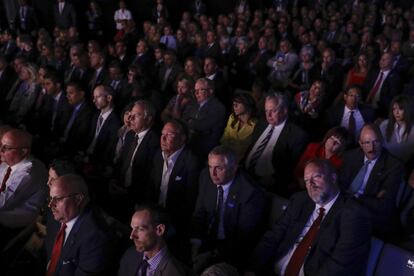 El públic escolta el debat presidencial entre els candidats Hillary Clinton i Donald Trump.