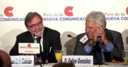 Juan Luis Cebrián, presidente de PRISA, y Felipe González, ex presidente del Gobierno.