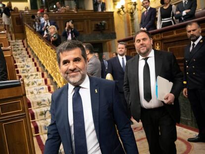 Jordi Sànchez, en primer plano, seguido de Oriol Junqueras, en el pleno del Congreso, la pasada semana.