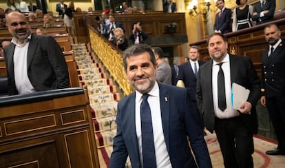 Jordi Sànchez, en primer plano, seguido de Oriol Junqueras, en el pleno del Congreso, la pasada semana.
