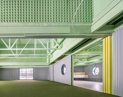 Interior de la Escuela Educan en Brunete (Madrid).