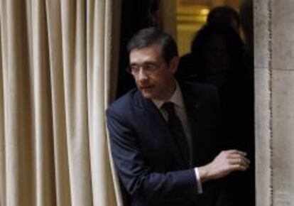 El primer ministro portugués, Pedro Passos Coelho, llega al Parlamento el 5 de abril de 2013.