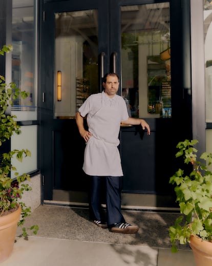 El chef uruguayo Ignacio Mattos, en uno de sus cinco restaurantes de Nueva York, el italiano Altro Paradiso, en el Soho.