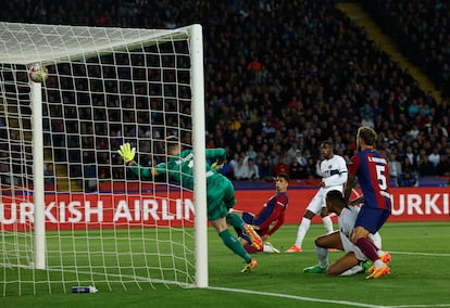 Ousmane Dembèlè marca el gol del empate del PSG ante el FC Barcelona.