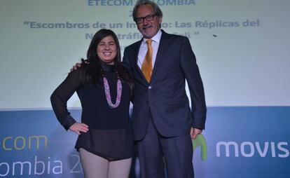 Diana Vivas, del equipo ganador, junto con Ariel Pontón.