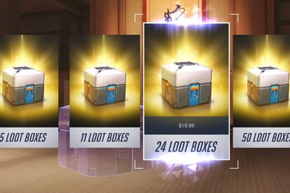 Varias 'loot boxes' en la tienda del videojuego 'Overwatch'.