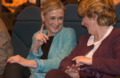 Las candidatas del PP Cristina Cifuentes (izquierda) y Esperanza Aguirre.