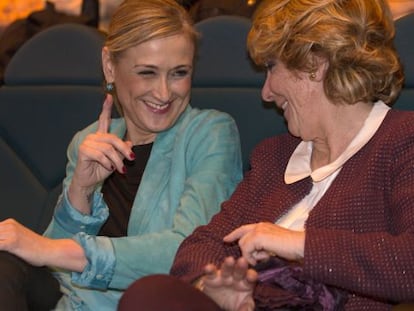 Las candidatas del PP Cristina Cifuentes (izquierda) y Esperanza Aguirre.