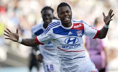 Michel Fernandes, medio del Lyon, celebra un gol.