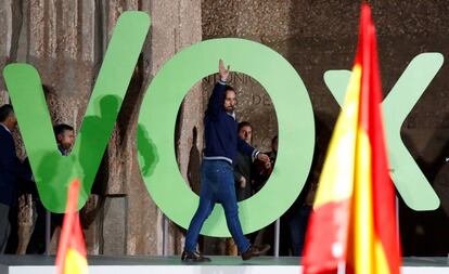 Santiago Abascal, líder de Vox, en el acto de cierre de campaña de las elecciones generales. 