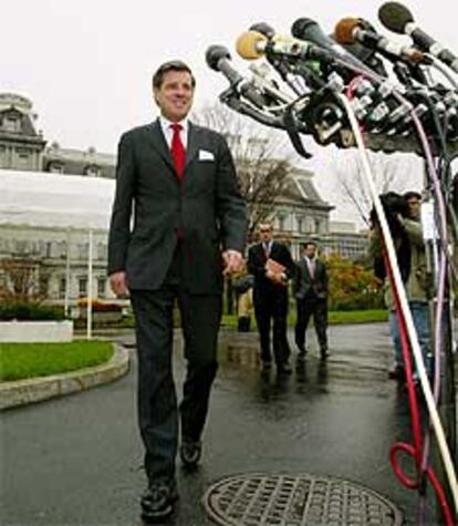 El administrador de EE UU para Irak, Paul Bremer, en Washington.