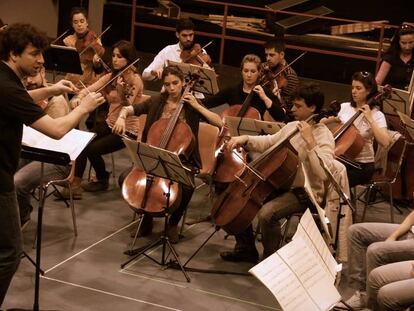 Ensayo de la Barbieri Symphony Orchestra.