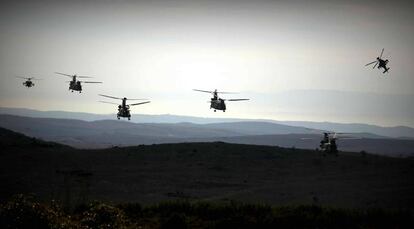 Maniobras de la OTAN en la base de San Gregorio (Zaragoza).