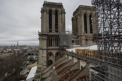 Documental Reconstruyendo Notre Dame