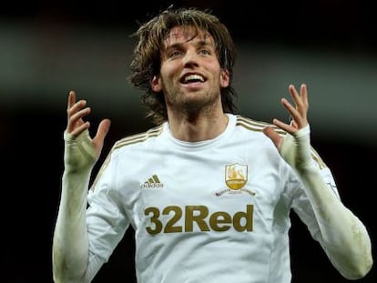 Michu celebra el gol que marcó para el Swansea. 