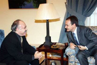Zapatero y Carod Rovira, durante su encuentro de esta tarde en el Palacio de La Moncloa.