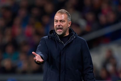 Hansi Flick, entrenador del FC Barcelona durante el partido de Champions League ante el Atalanta el pasado 29 de enero.