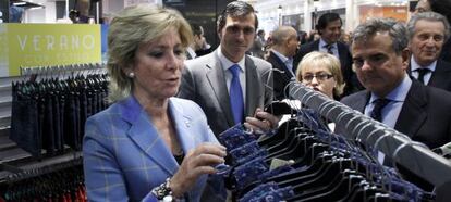 Aguirre, durante la inauguraci&oacute;n del centro comercial Gran Plaza 2 en Majadahonda. 