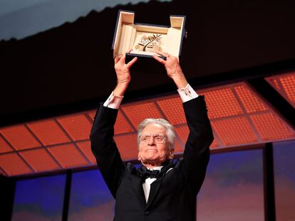 Michael Douglas, con su Palma de Oro honorífica.