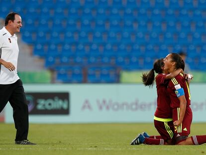 Kenneth Zsemereta Venezuela futbol femenino
