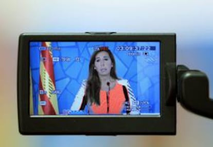 Imagen de la presidenta del PPC, Alícia Sánchez-Camacho, durante la rueda de prensa posterior a la reunión de la ejecutiva popular celebrada hoy.