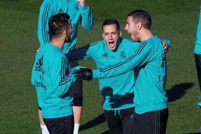 Los jugadores del Real Madrid en la práctica.