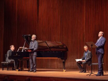 Julius Drake, Mark Padmore, Roderick Williams y Roy Kinnear en un momento del concierto 'El mar, el mar' celebrado en Snape Maltings.