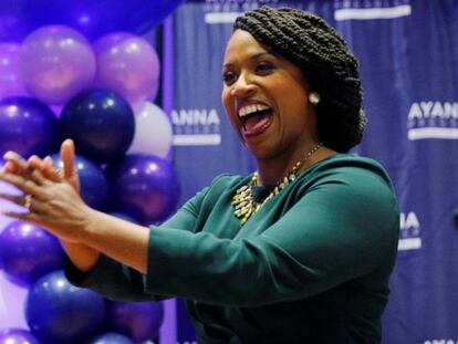 Ayanna Pressley tras imponerse en las primarias demócratas en Boston