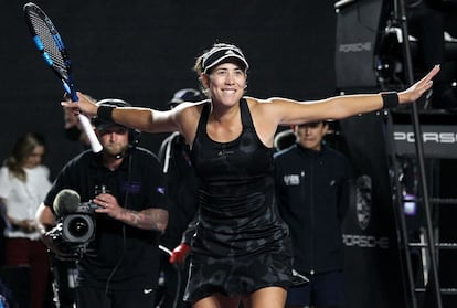 Grabiñe Muguruza celebra la victoria frente a Kontaveit, este lunes en Guadalajara (México).