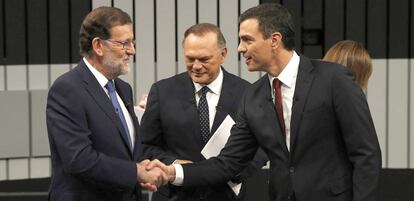 Mariano Rajoy y Pedro S&aacute;nchez, durante el debate en televisi&oacute;n.
