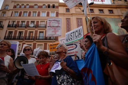 Manifestaci&oacute;n a favor de Juana Rivas este jueves en la plaza de Callao, en Madrid. 