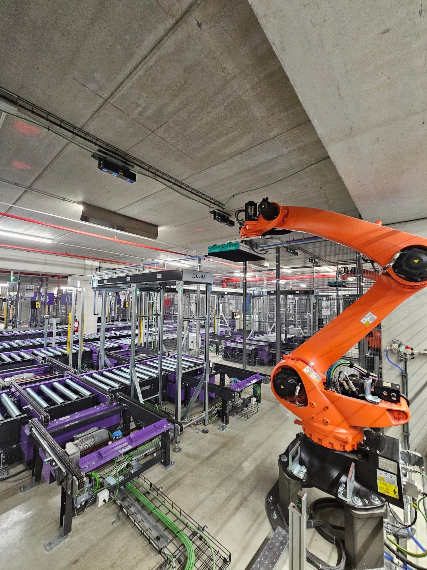 Ulma se refuerza en el sector logístico con la compra del 30% de Automach