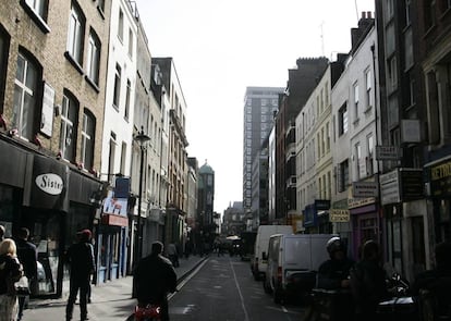 Berwick Street dos décadas después de la foto de 'What´s the story? Morning Glory'