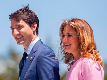 Justin Trudeau junto a Sophie Grégoire, en una imagen de archivo de 2018, en Quebec (Canadá).