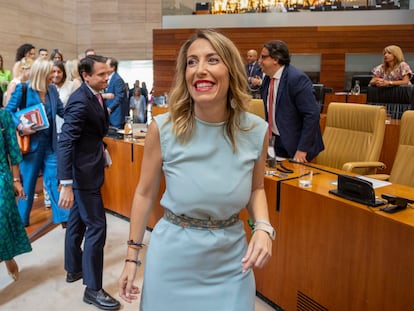La líder del PP en Extremadura, María Guardiola, en la Asamblea regional, en Mérida, este jueves durante su sesión de investidura.