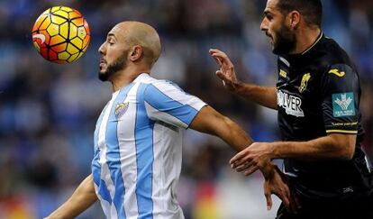 Lomb&aacute;n presiona a Amrabat.