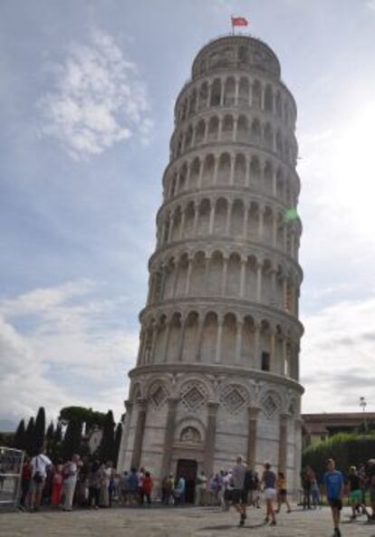 La famosa torre inclinada de Pisa.