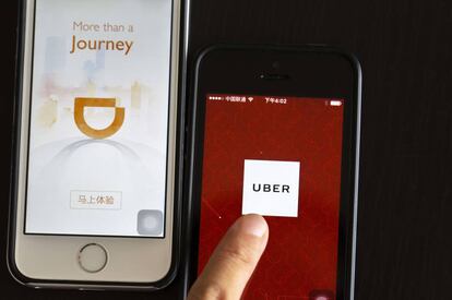 Aspecto de las &#039;apps&#039; de Didi Chuxing y de Uber.